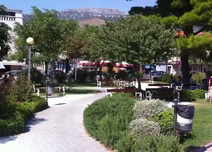 Mate * Kaštela